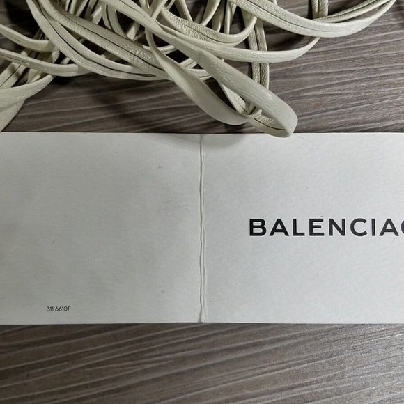 Balenciaga Tresse Calf Fringed Off White Leather Tote - Picture 11 of 13